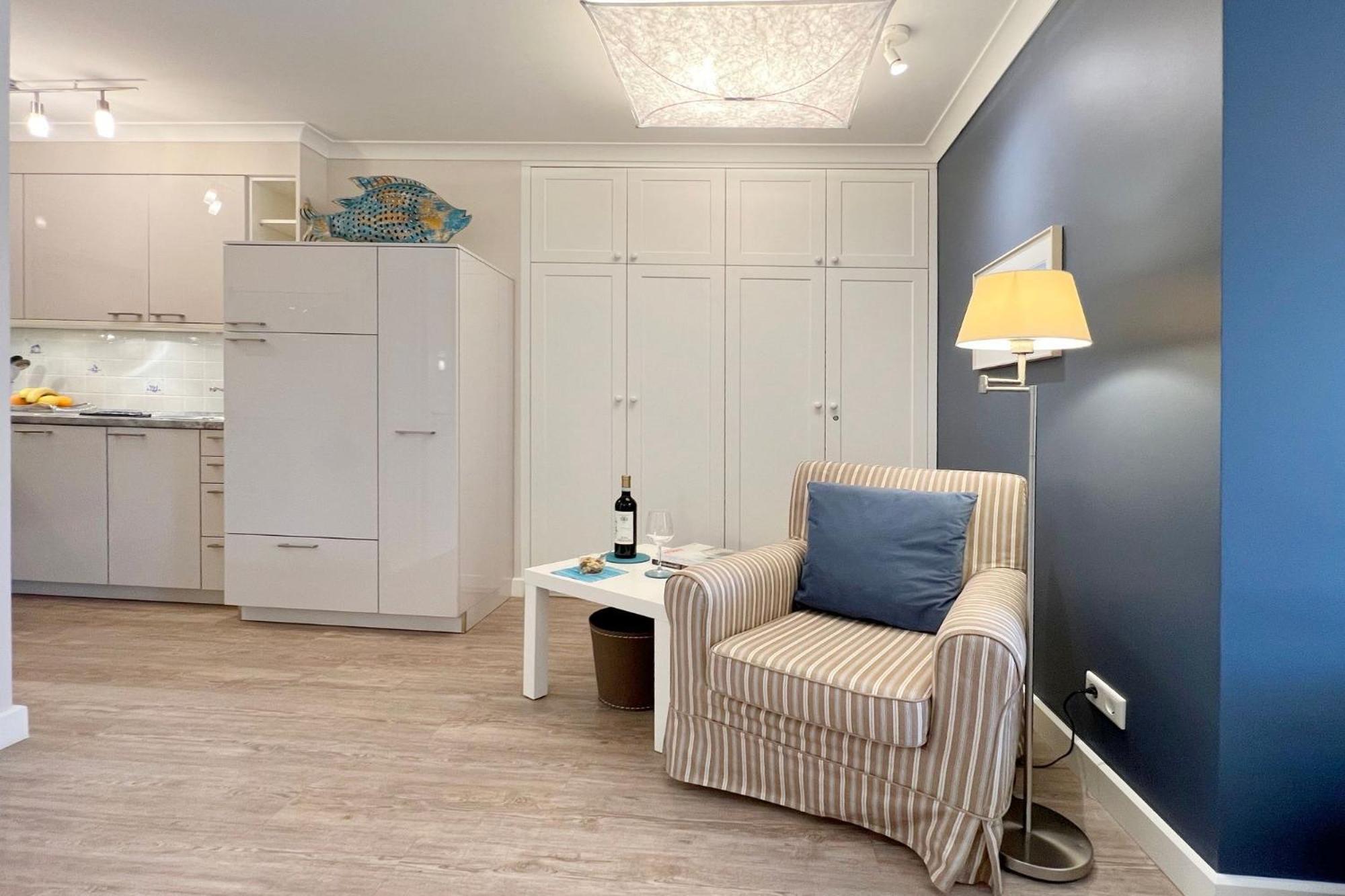 Apartment App 4 